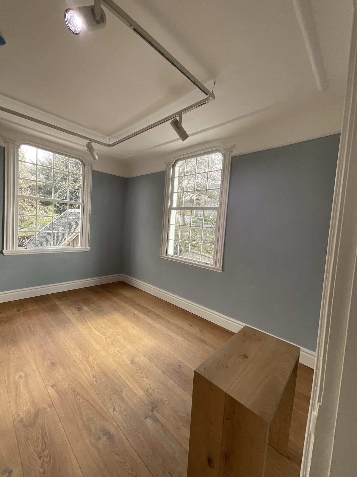 Ausstellungsraum mit Kalkglätte