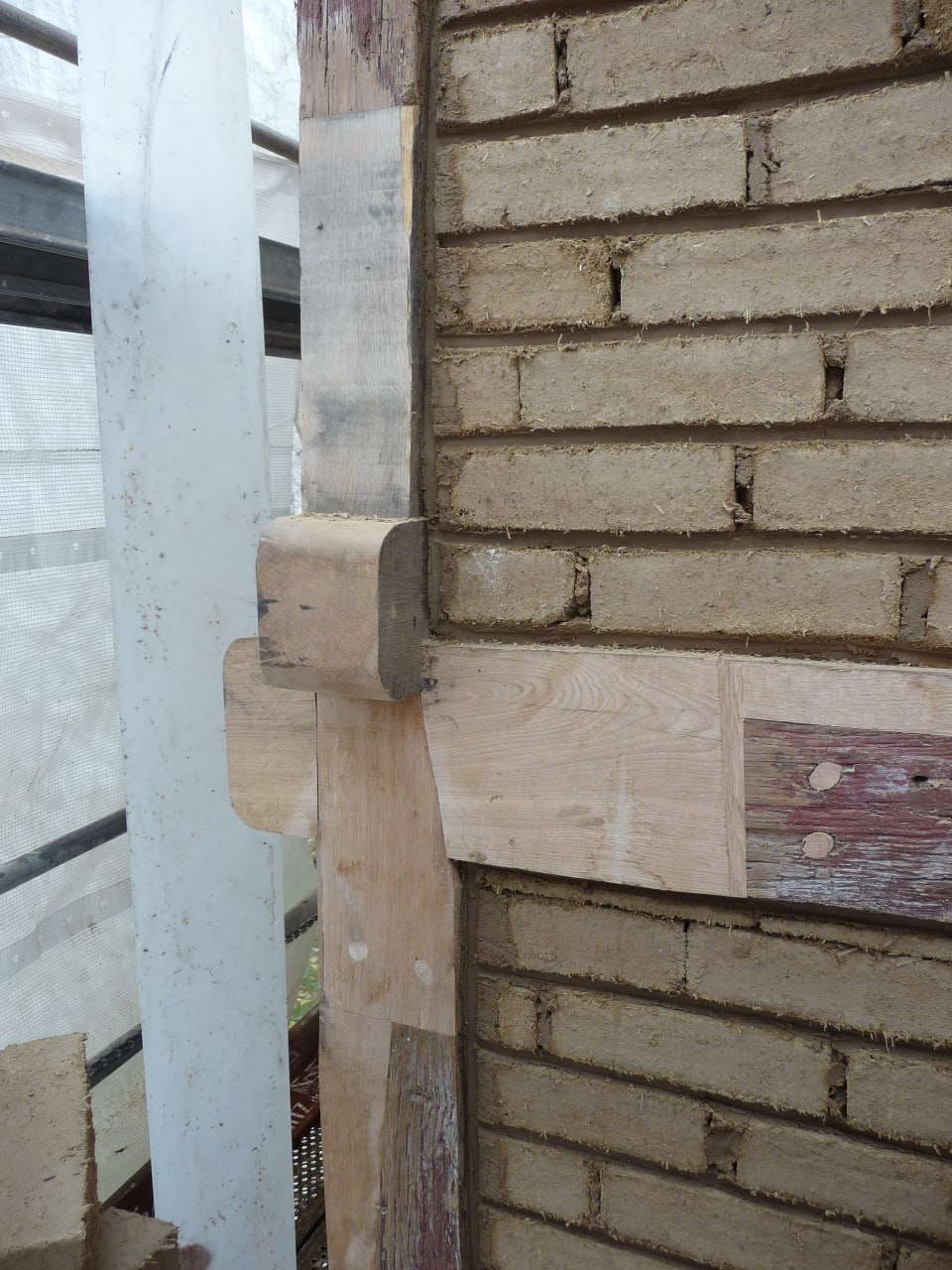 Holzverbindung im Fachwerk, Eichenholz (3/3)